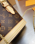 Designer Handbags LV 079