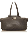 FNDI Chains Leather Tote Bag (SHG-29529)