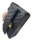CHNL CLASSIC Black Caviar Medium Flap Bag