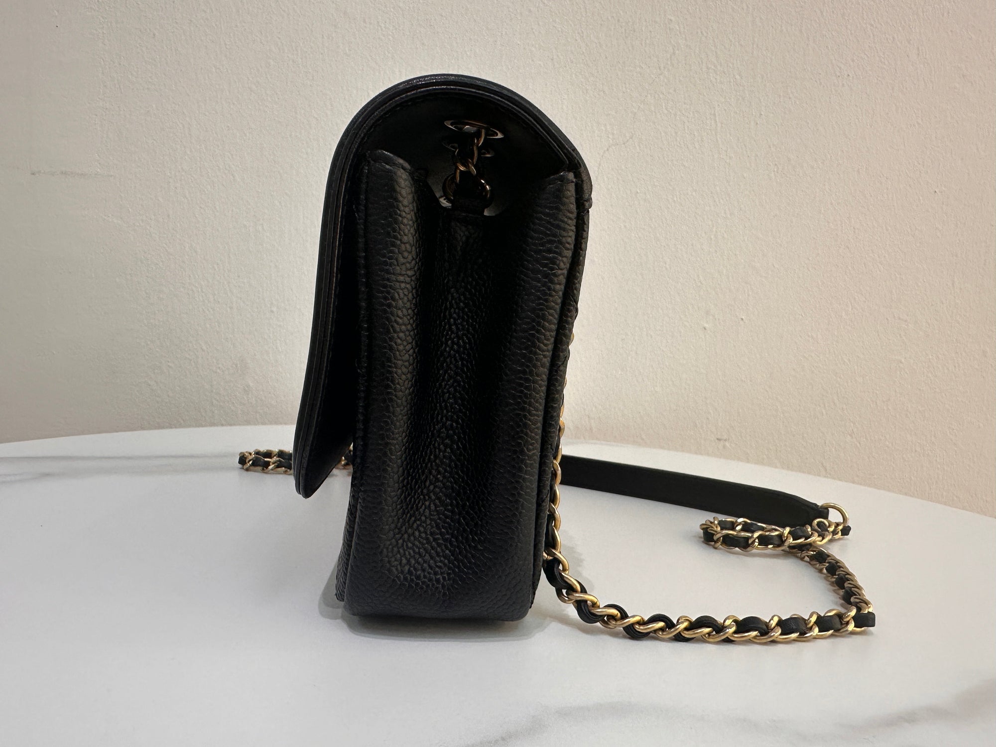 CHNL Caviar Quilted Small CC Filigree Flap Black