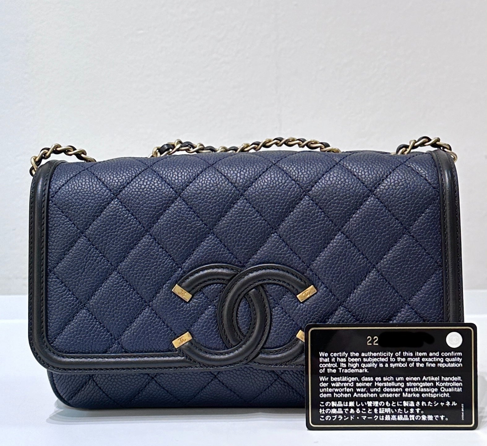 CHNL Caviar Quilted Small CC Filigree Flap Navy Black