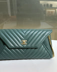 CHNL Cluth Green Bag