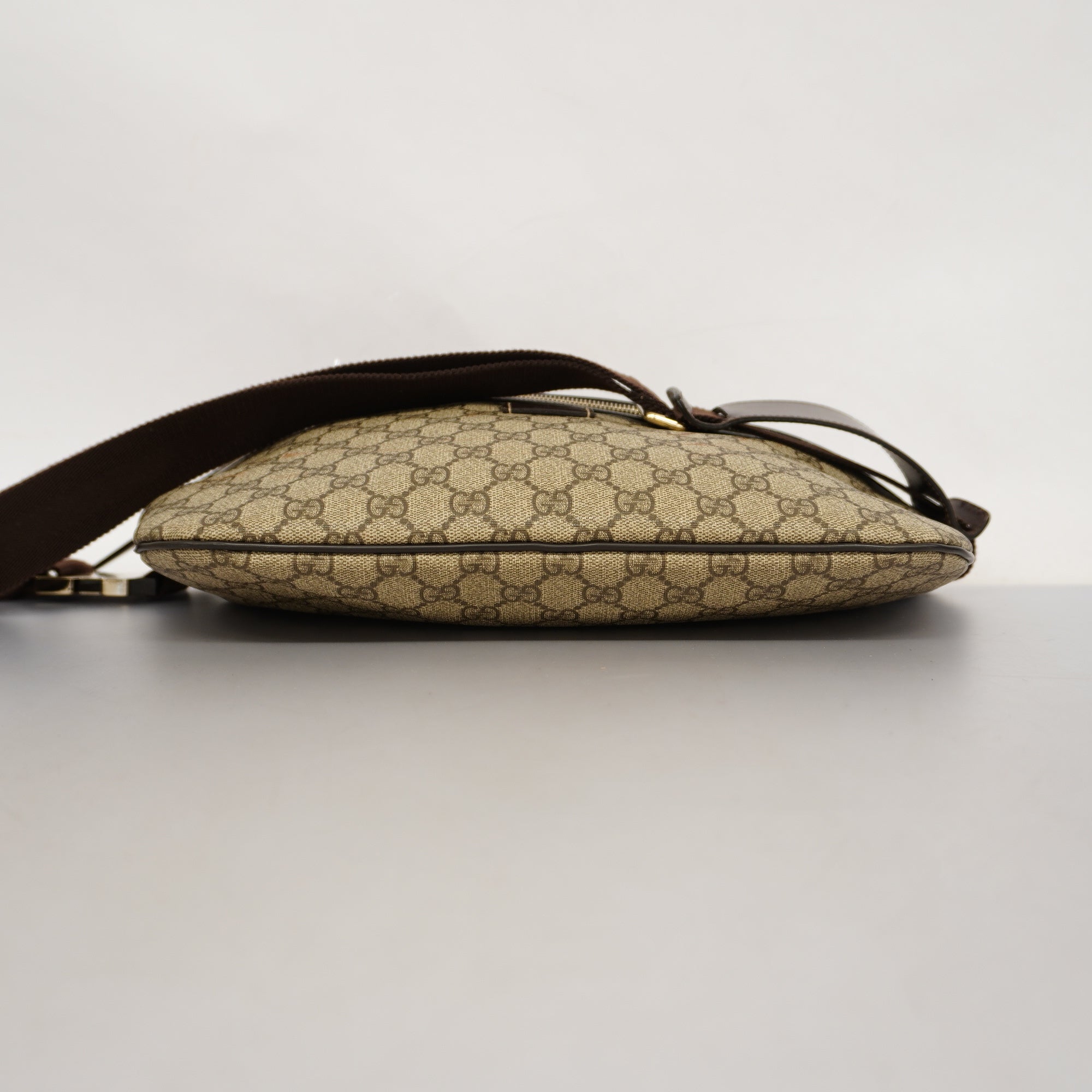GCCI Body Bag Men's GG Supreme Sling Bag Beige,Brown