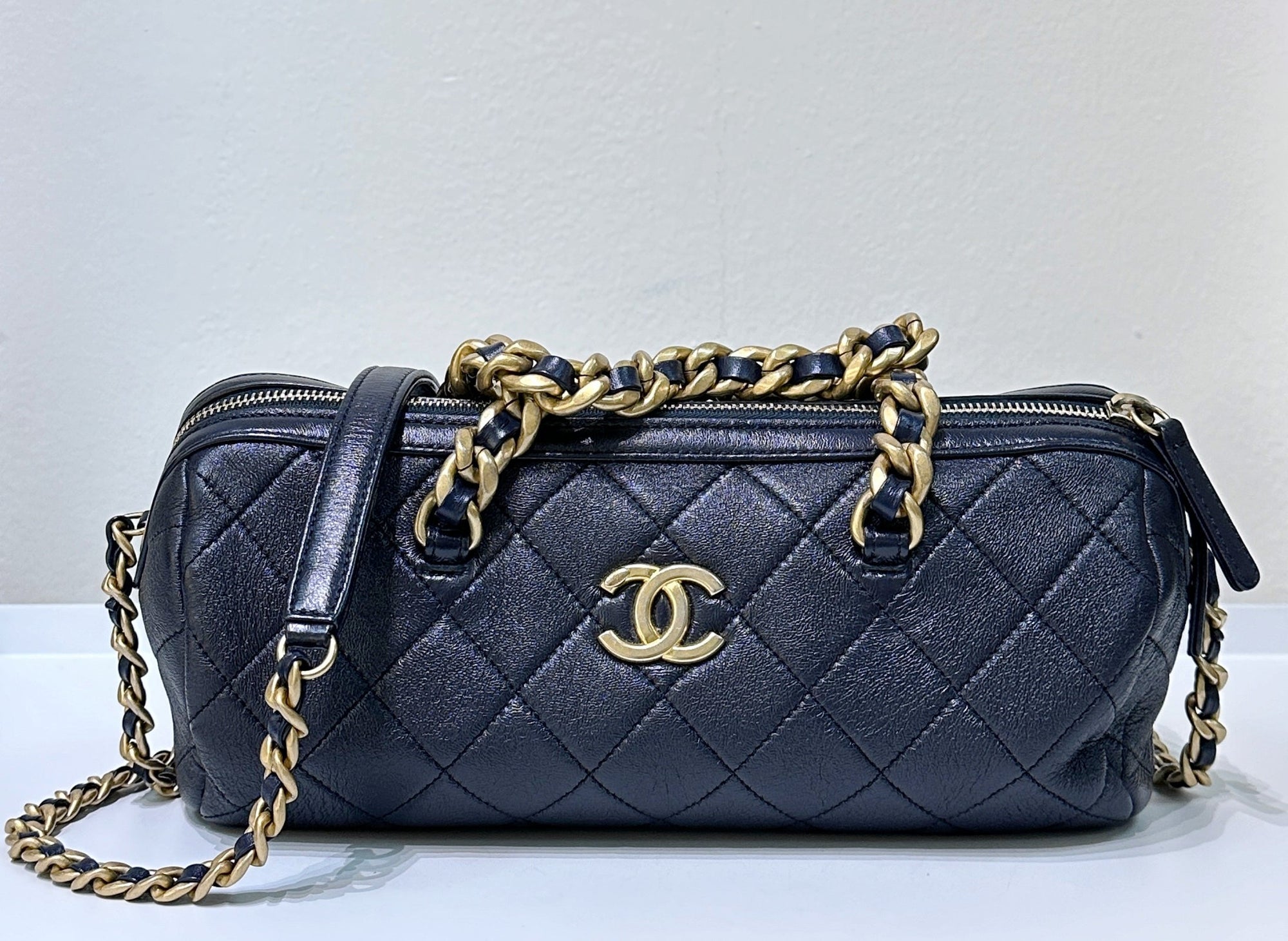 CHNL Bowling chain handbag Womens shoulder bag Navy Blue GHW