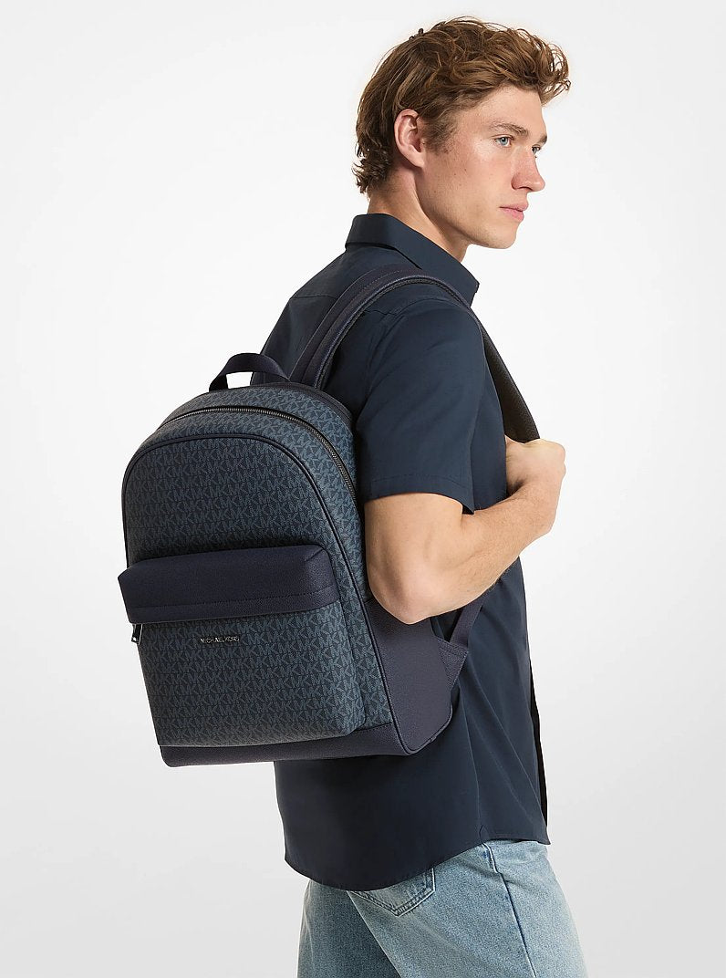 Pacey Medium Signature Logo Backpack (ADMRL/PLBLUE)