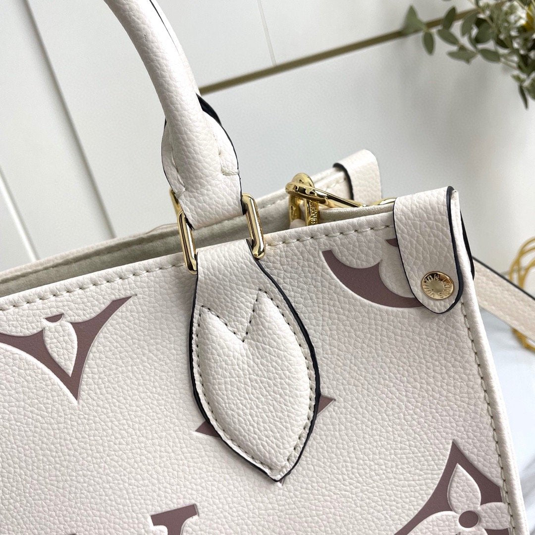Designer Handbags LV 061