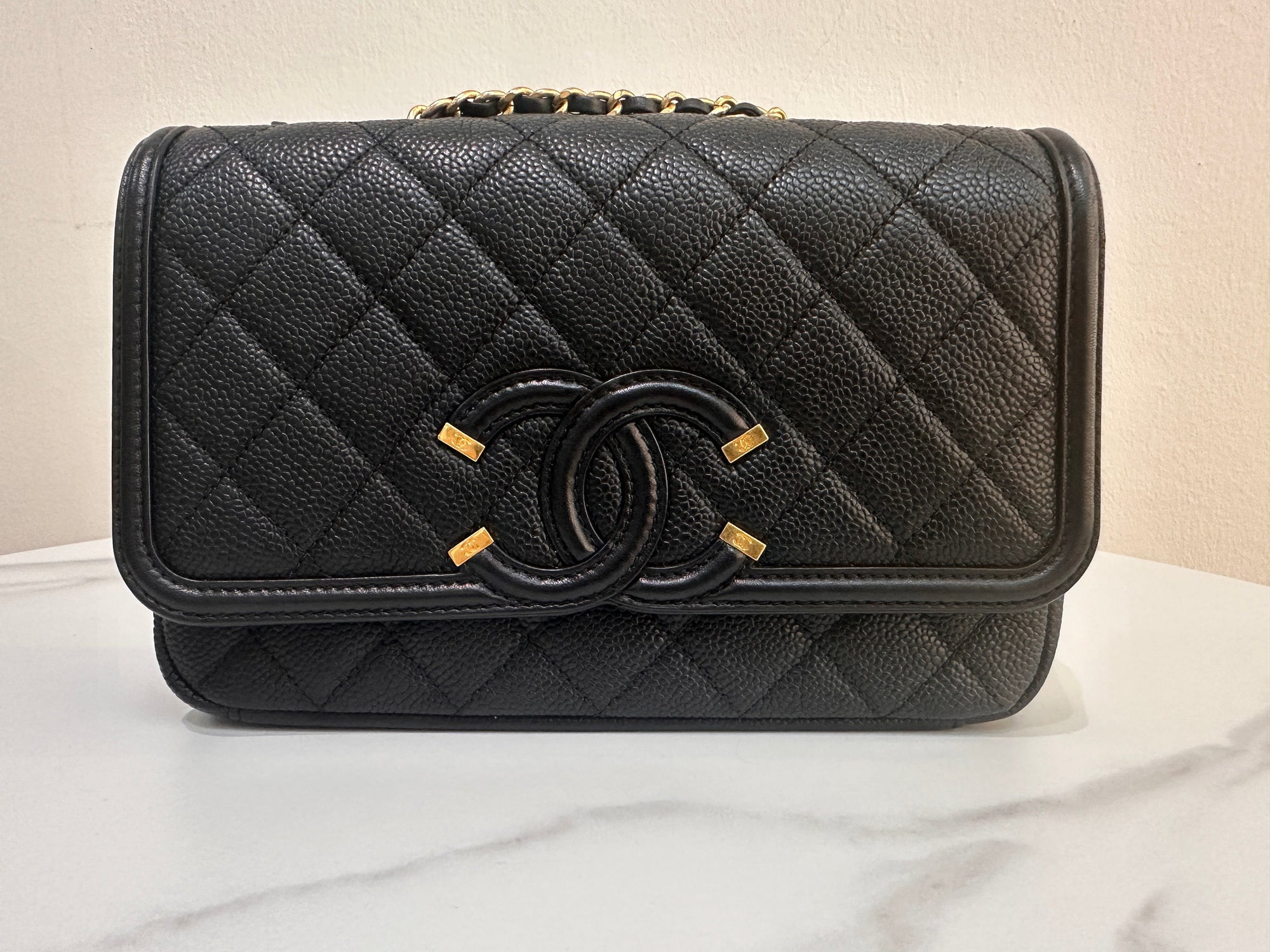 CHNL Caviar Quilted Small CC Filigree Flap Black