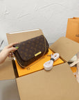 Designer Handbags LV 064