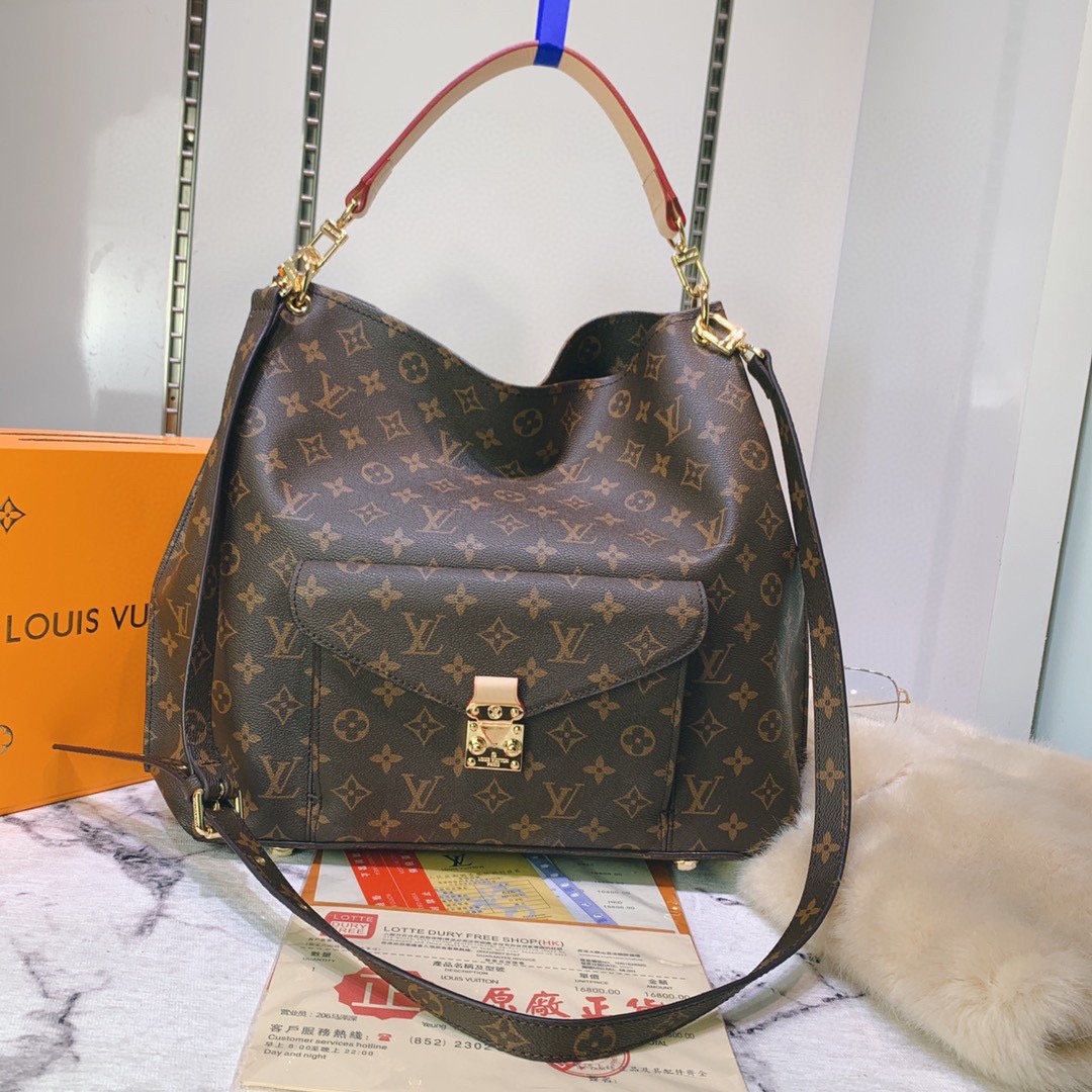 Designer Handbags LV 057