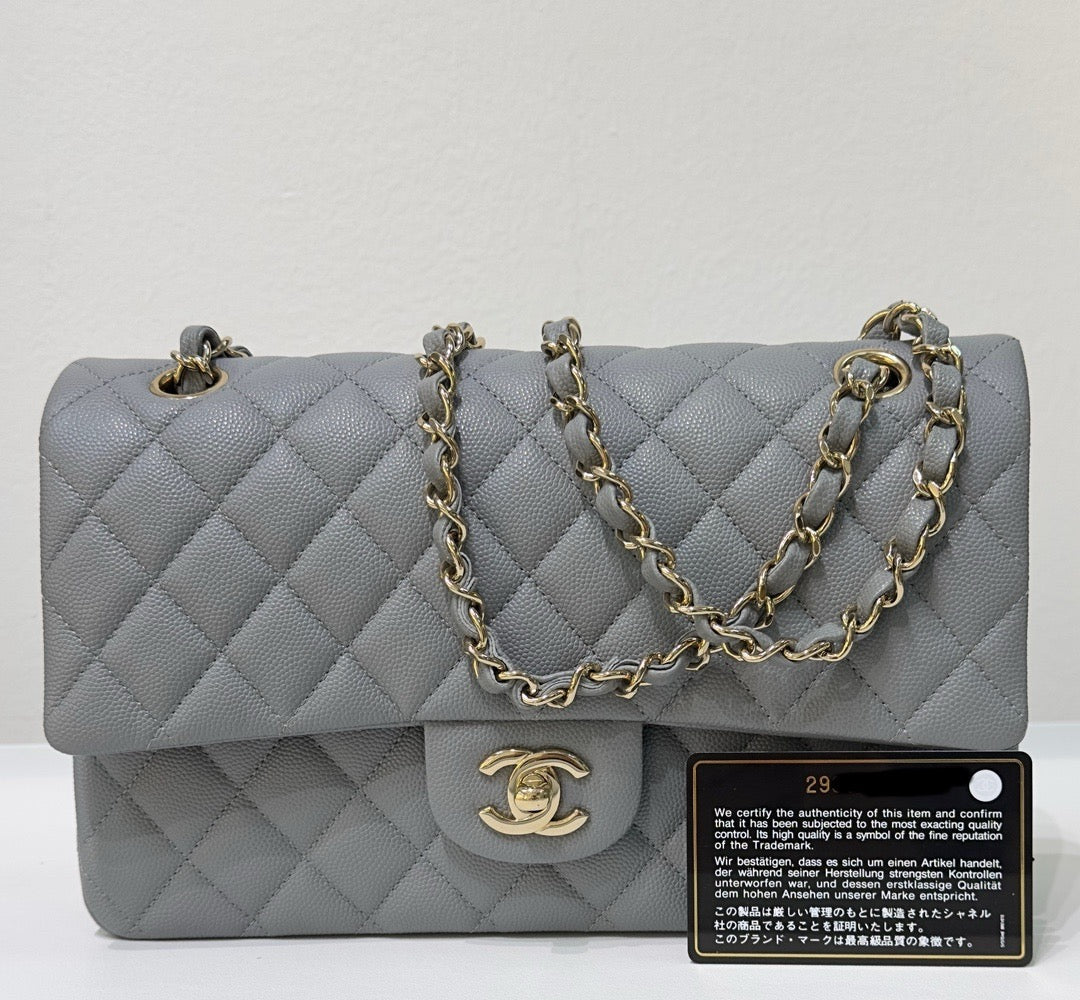 CHNL Medium Caviar Quilted Double Flap Bag Grey LGHW