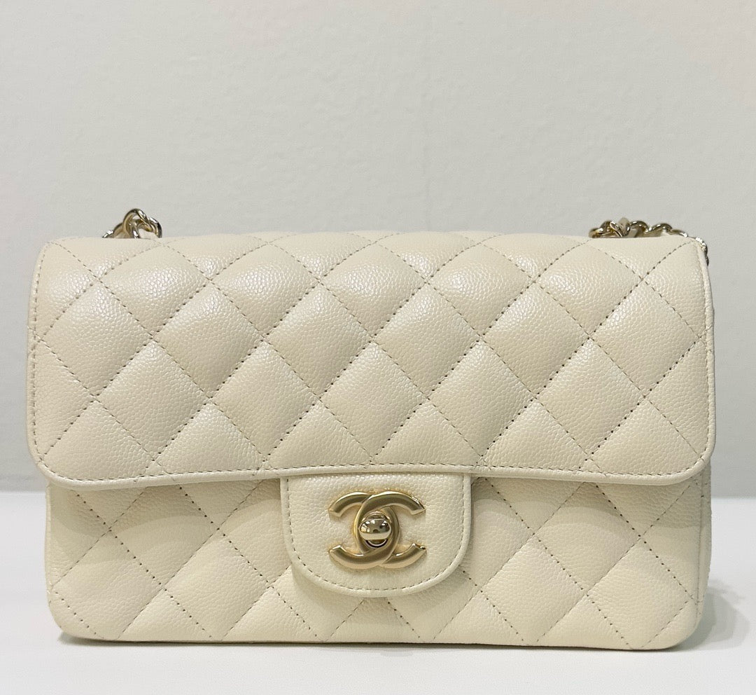 CHNL Mini Rectangle Caviar Lvory 17C GHW