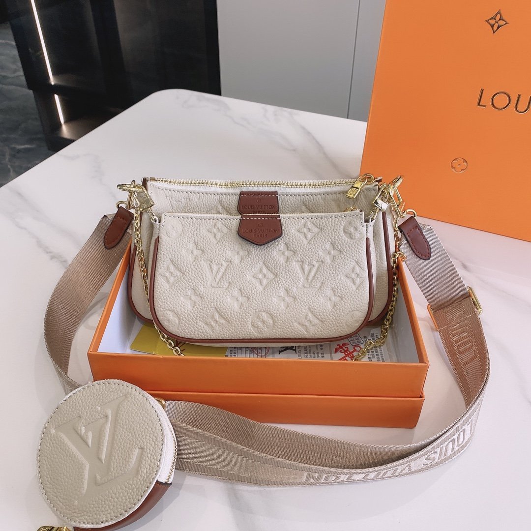 Designer Handbags LV 062