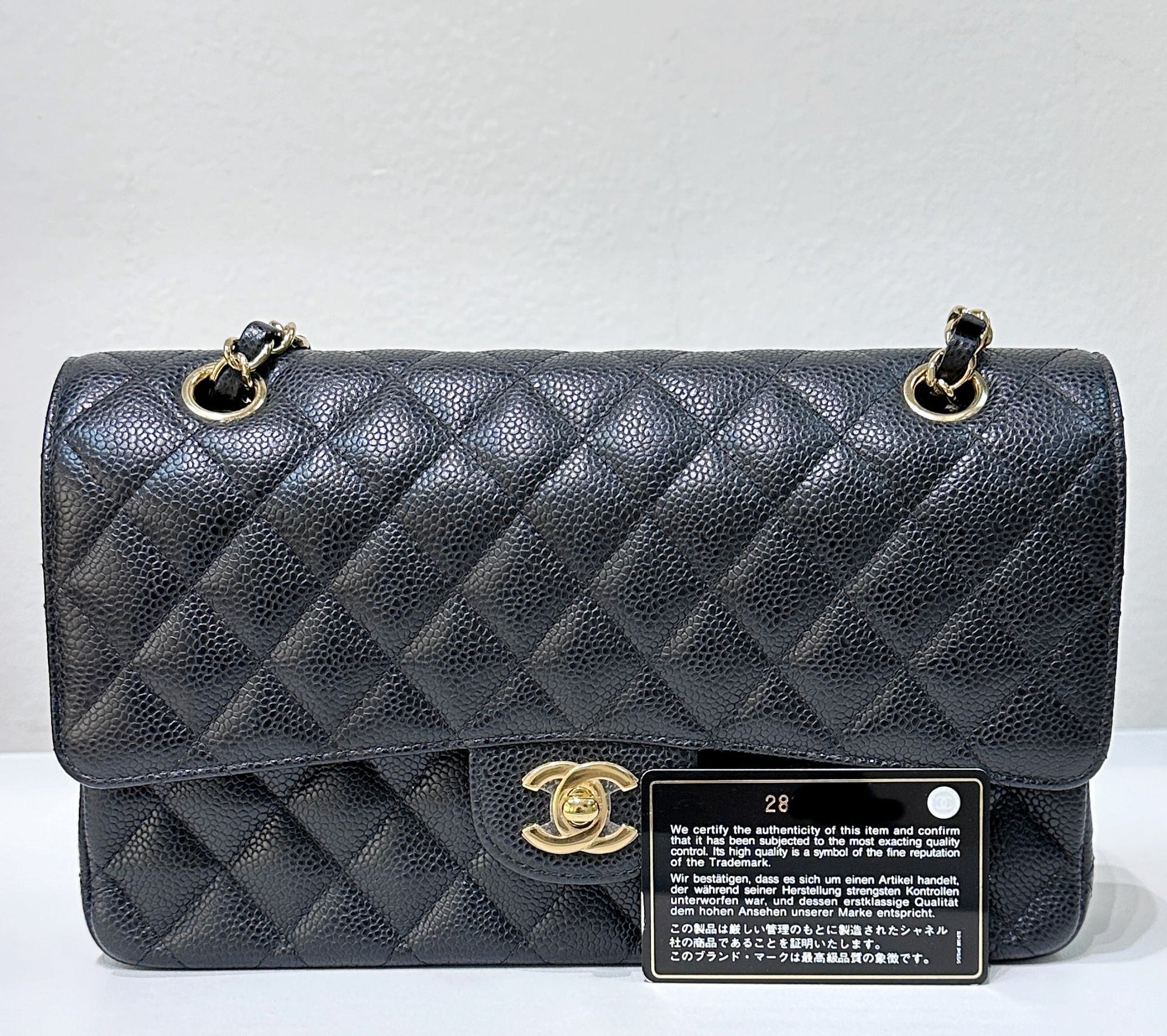 CHNL Medium Classic Caviar Double Flap Black GHW