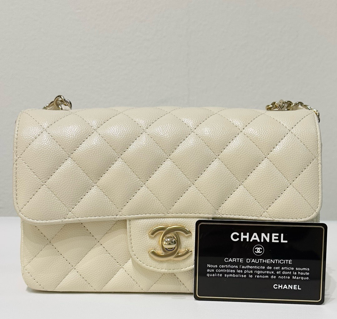 CHNL Mini Rectangle Caviar Lvory 17C GHW