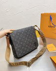 Designer Handbags LV 067