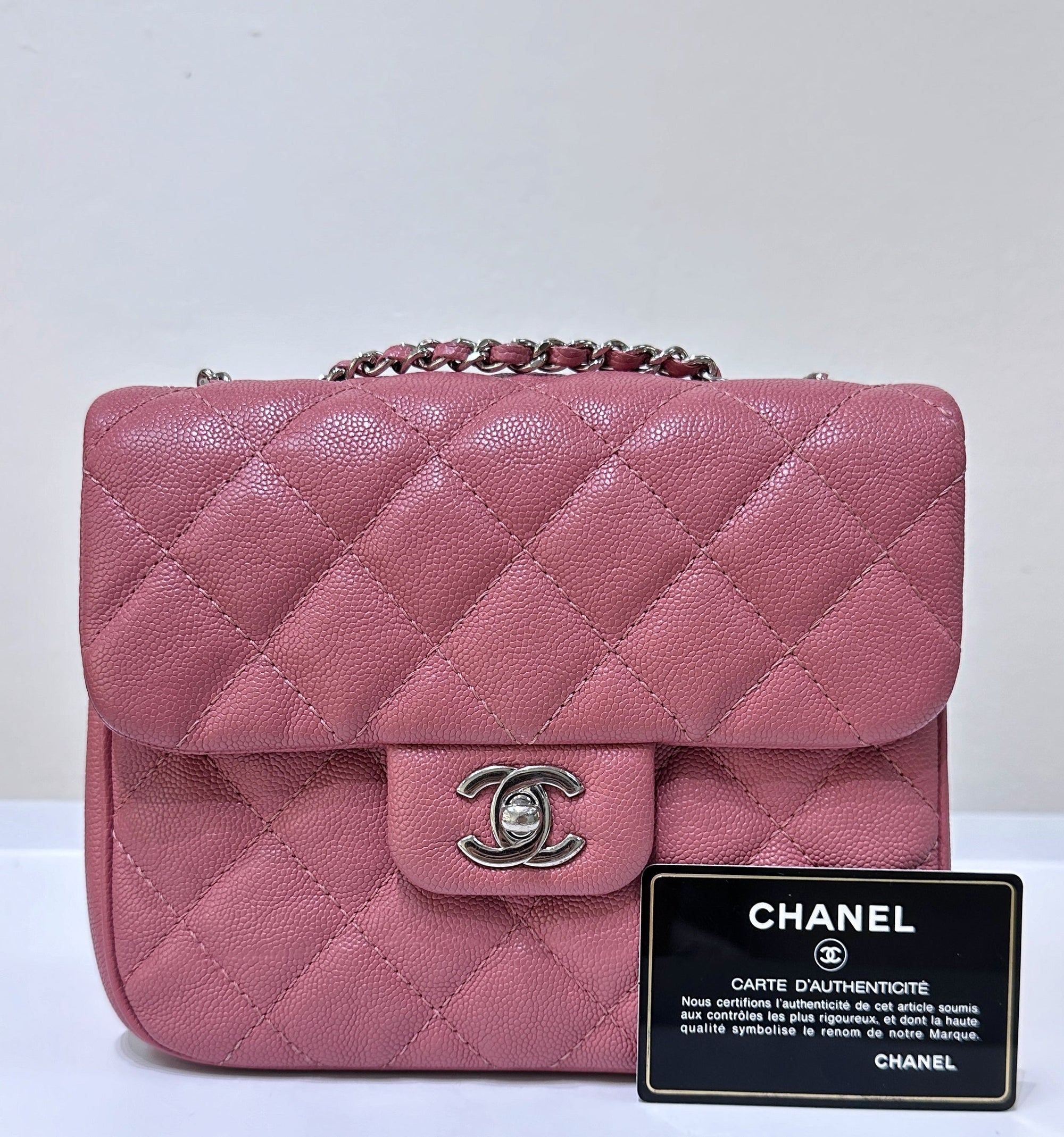 CHNL Caviar Quilted Small Urban Companion Flap Pink