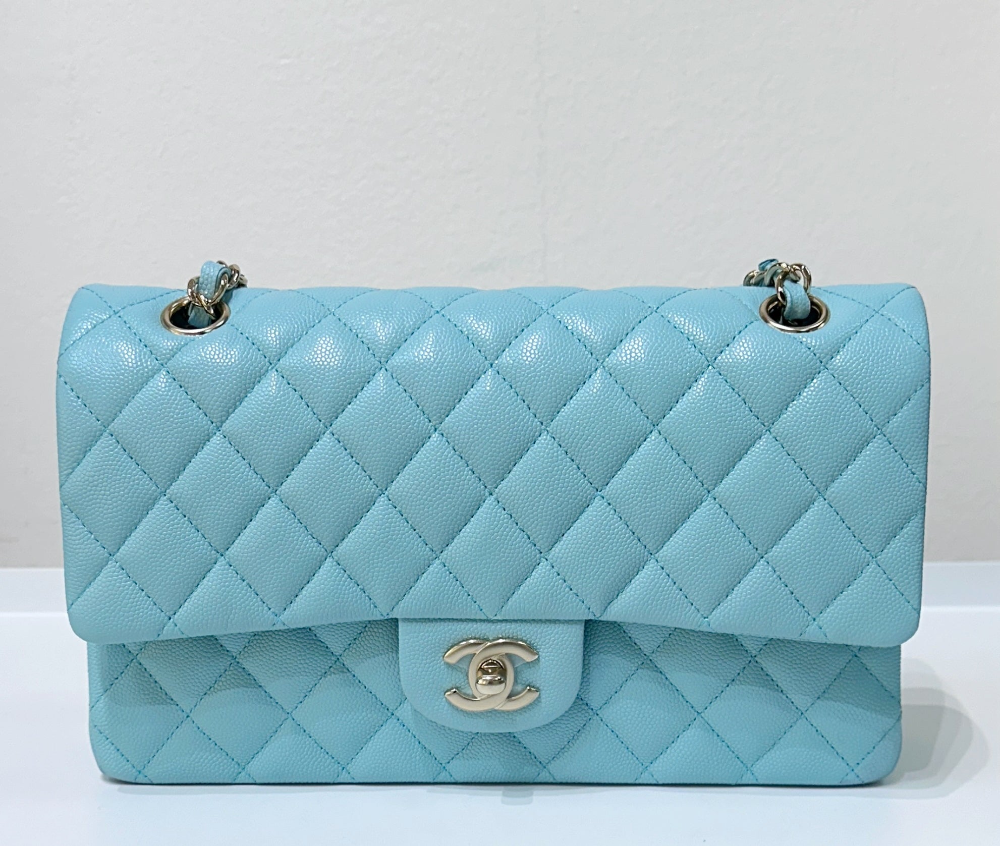 CHNL 19C Tiffany Blue Medium Caviar Classic Flap Bag GHW