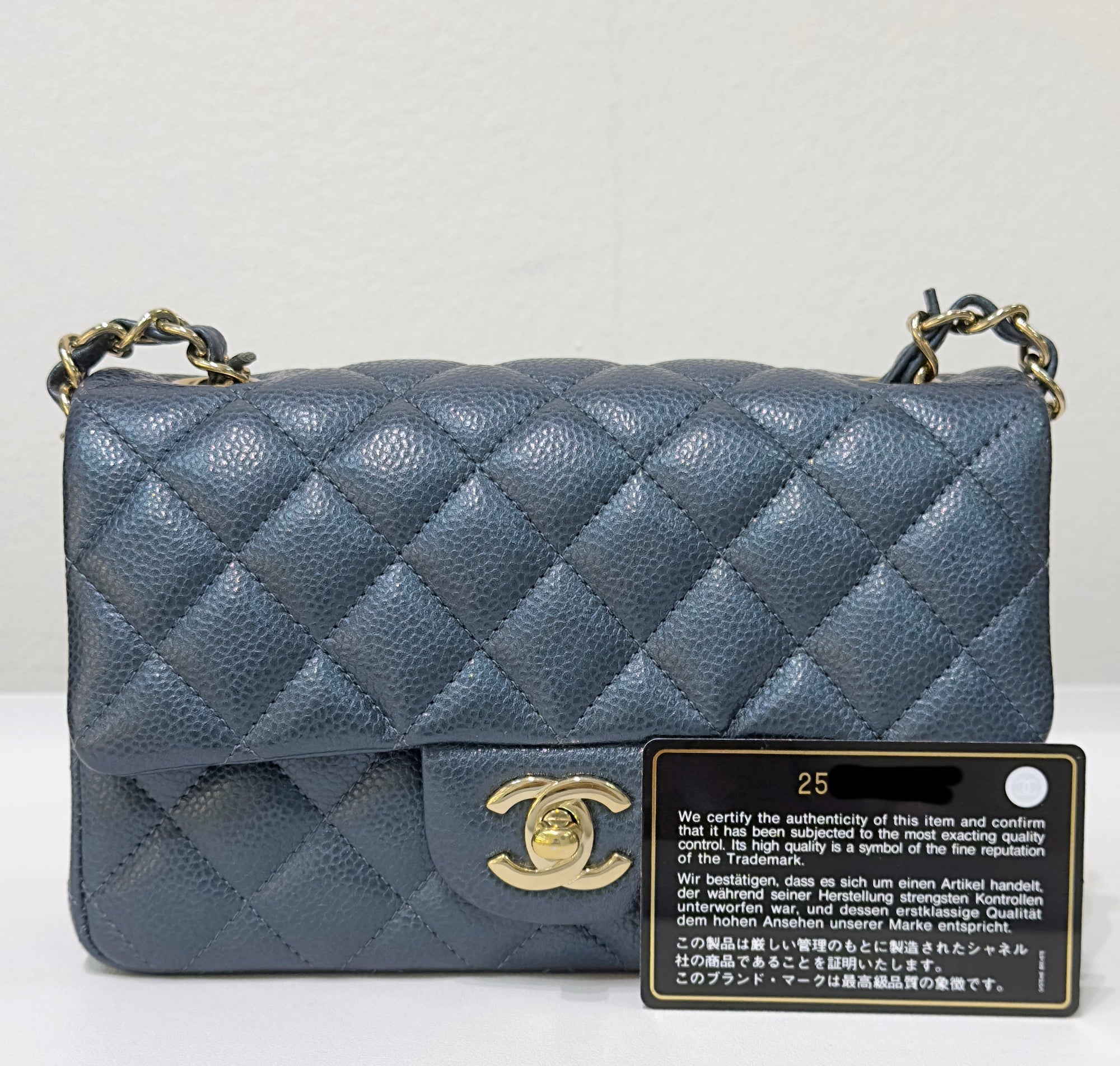 CHNL Pearly Caviar Quilted Mini Rectangular Flap Navy Blue 18S