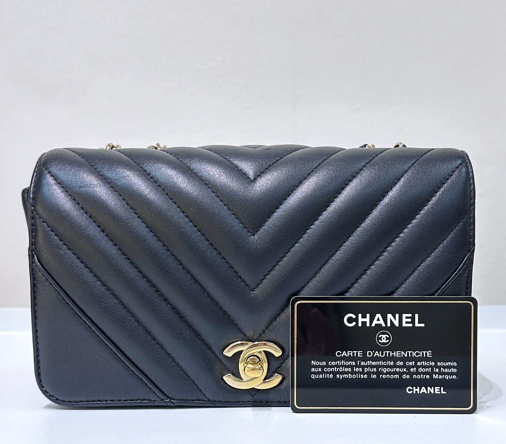 CHNL Calfskin Chevron Quilted Mini Statement Flap Black