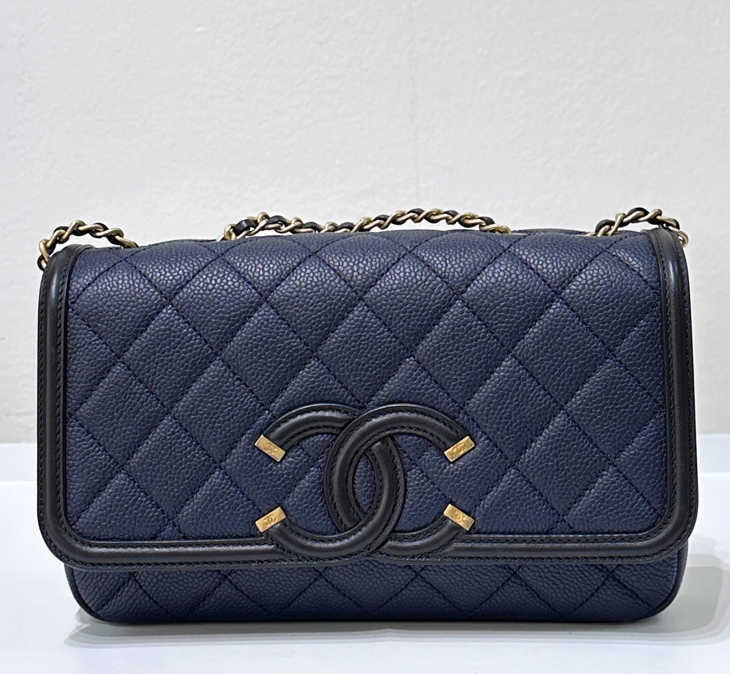 CHNL Caviar Quilted Small CC Filigree Flap Navy Black