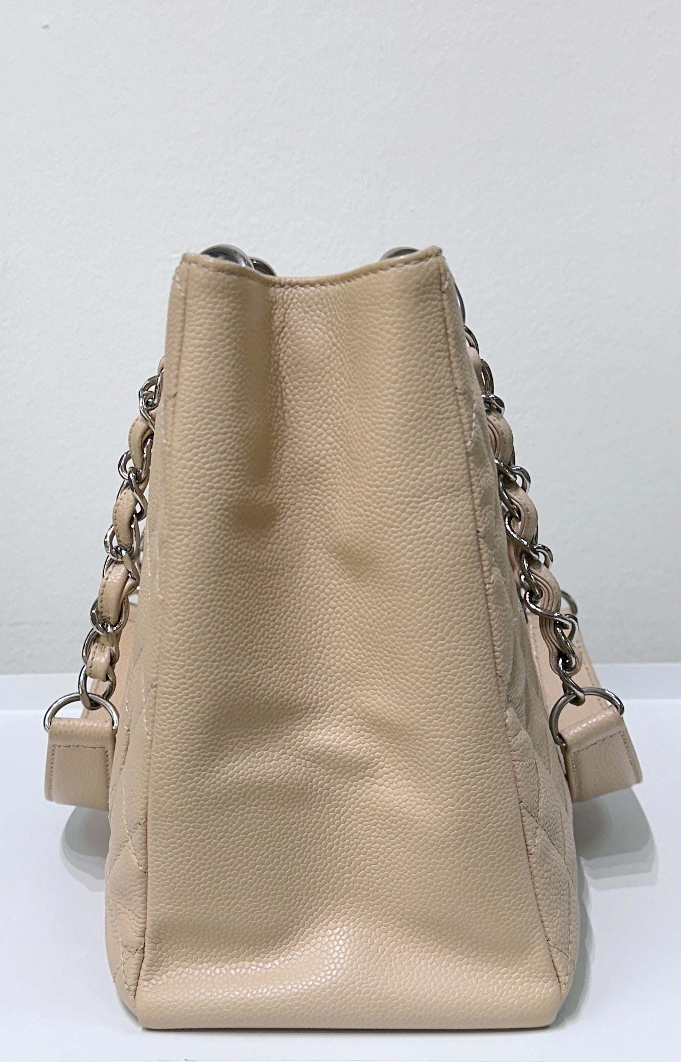 CHNL GST Beige Caviar Shw Bag