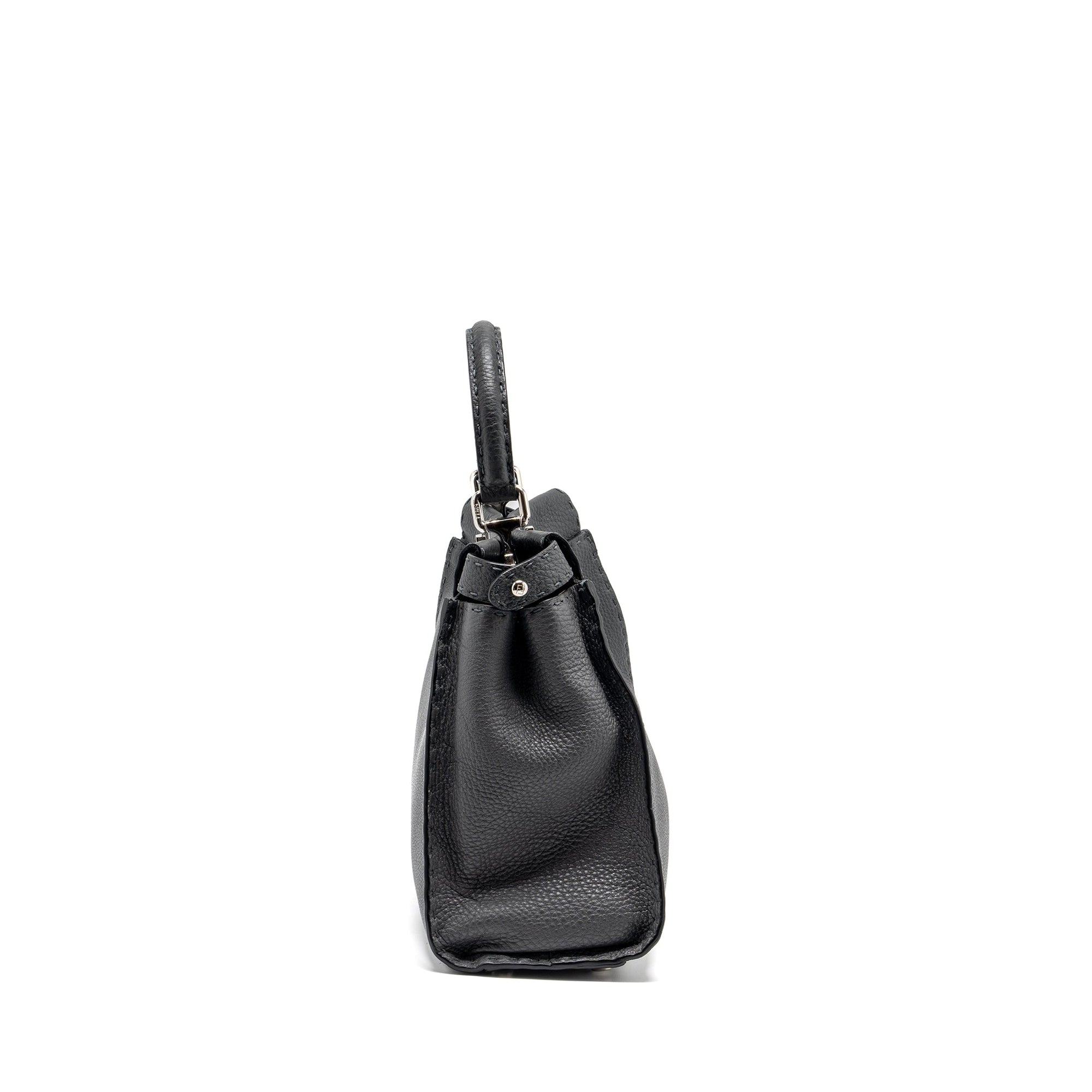 FNDI Medium Peekaboo Bag Selleria Leather Black SHW