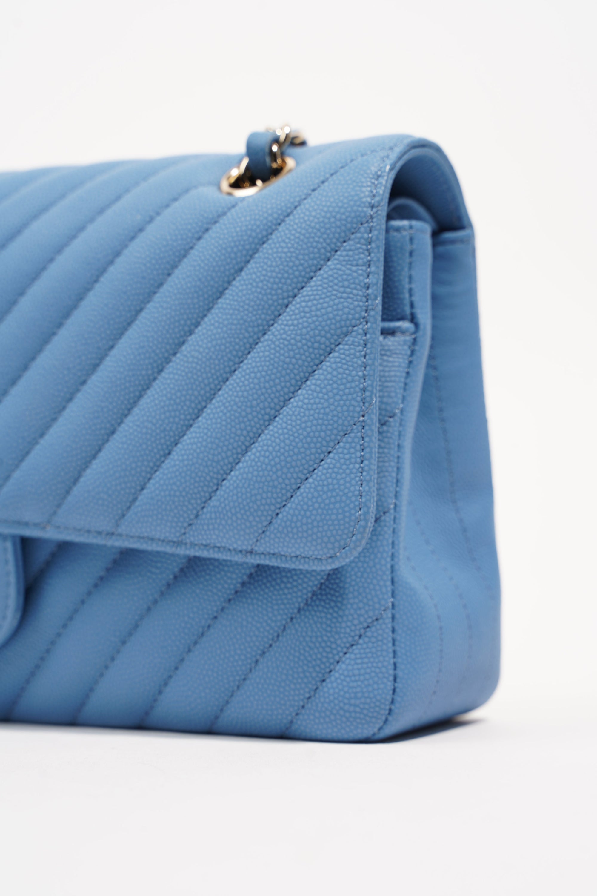 CHNL Womens Quilted Caviar Chevron Classic Double Flap Medium