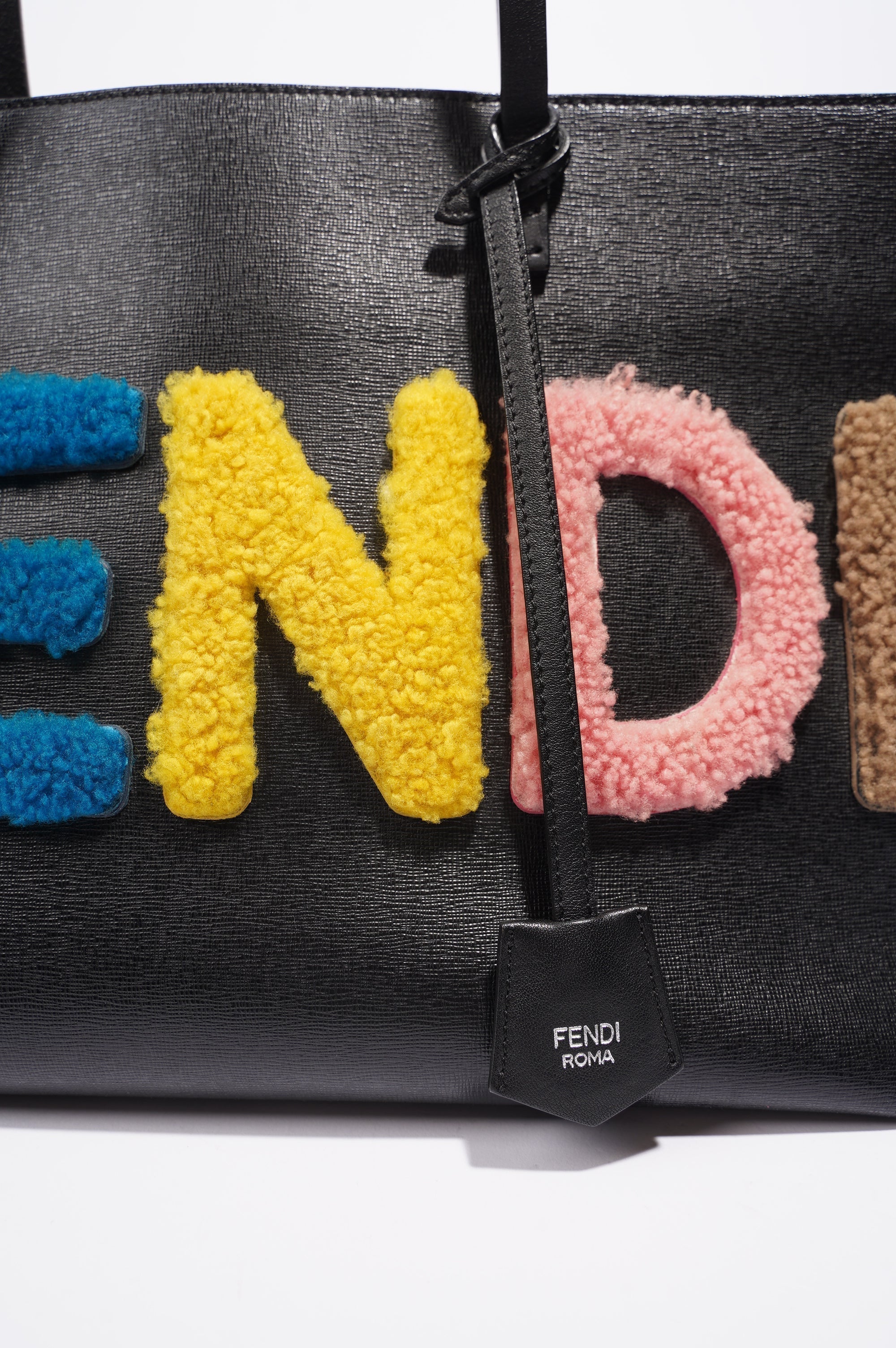 FNDI Logo Roll Tote Black Leather / Shearling Large