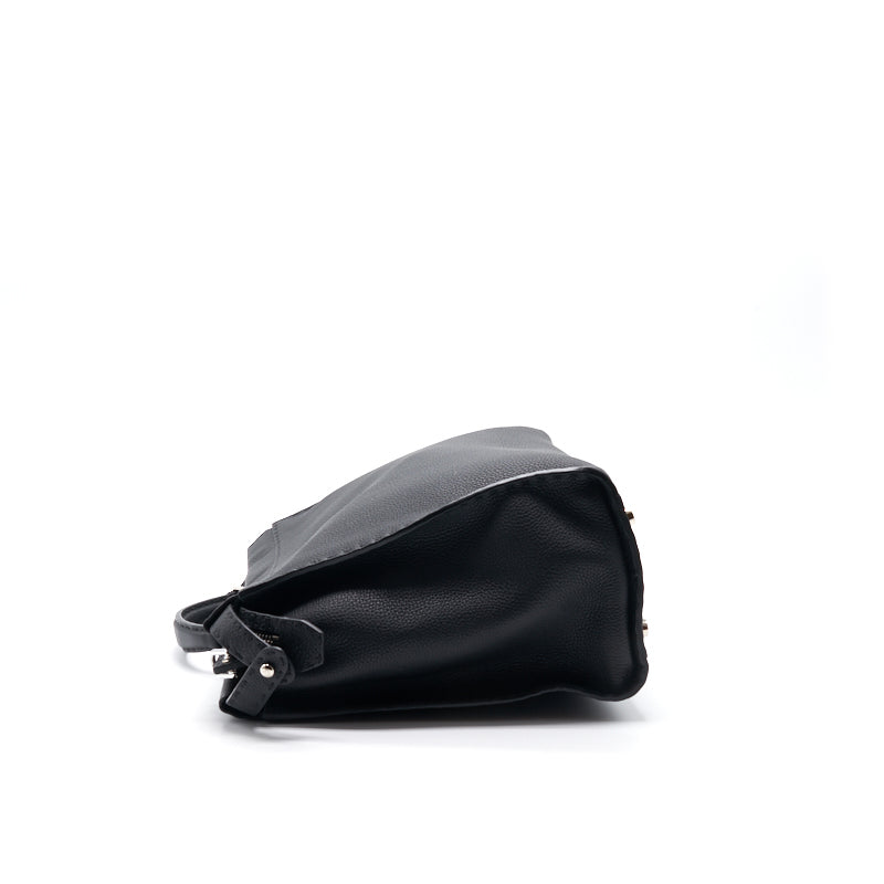 FNDI Black Peekaboo Iconic Medium