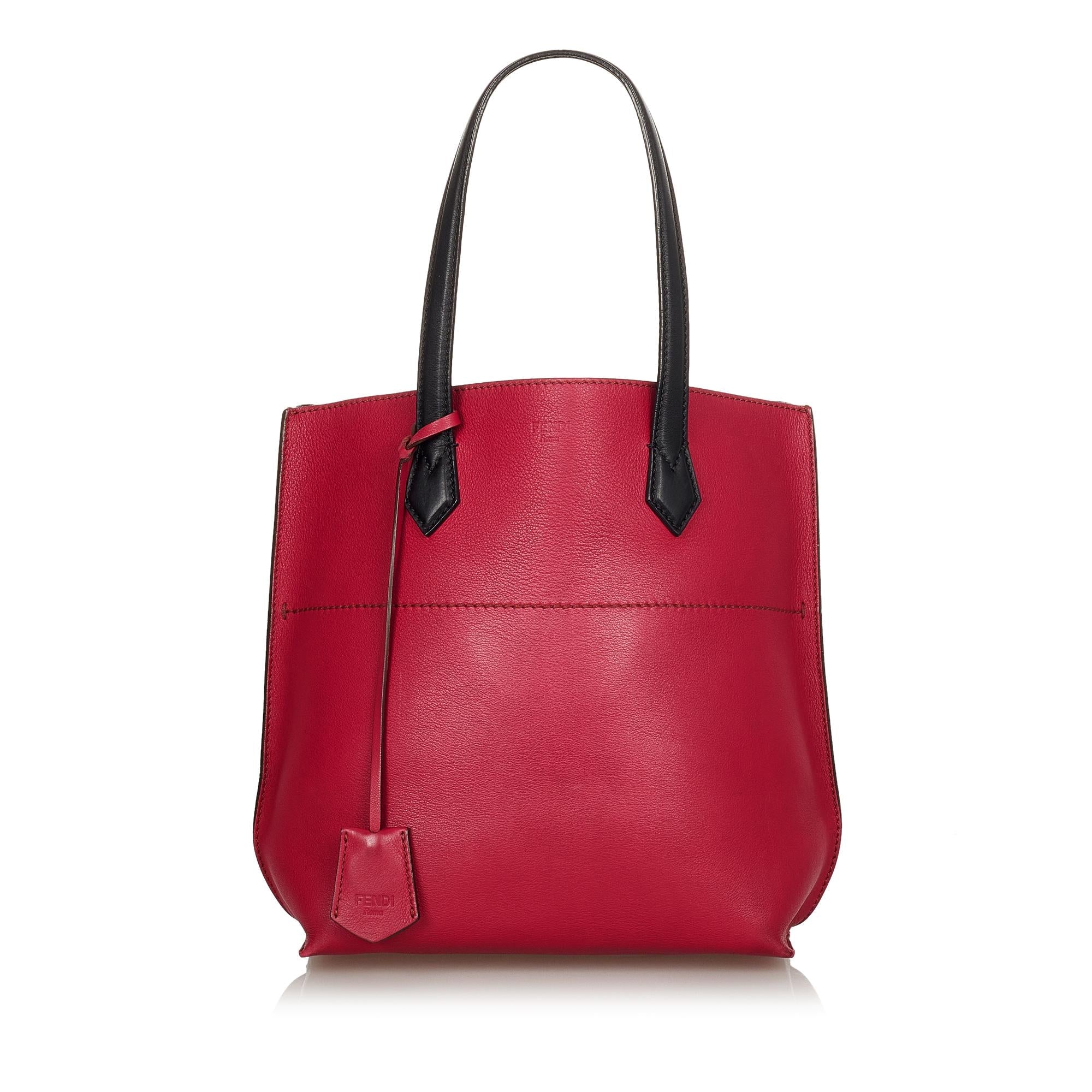 FNDI Leather Shoulder Bag (SHG-24400)