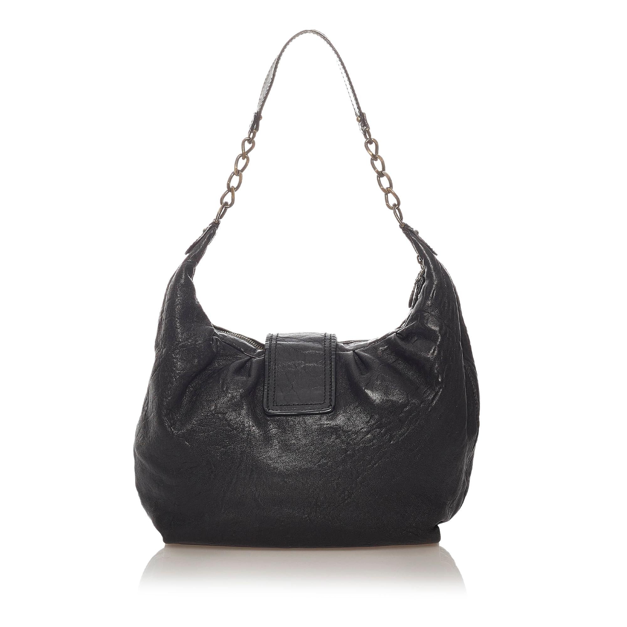 FNDI Leather Shoulder Bag (SHG-27957)