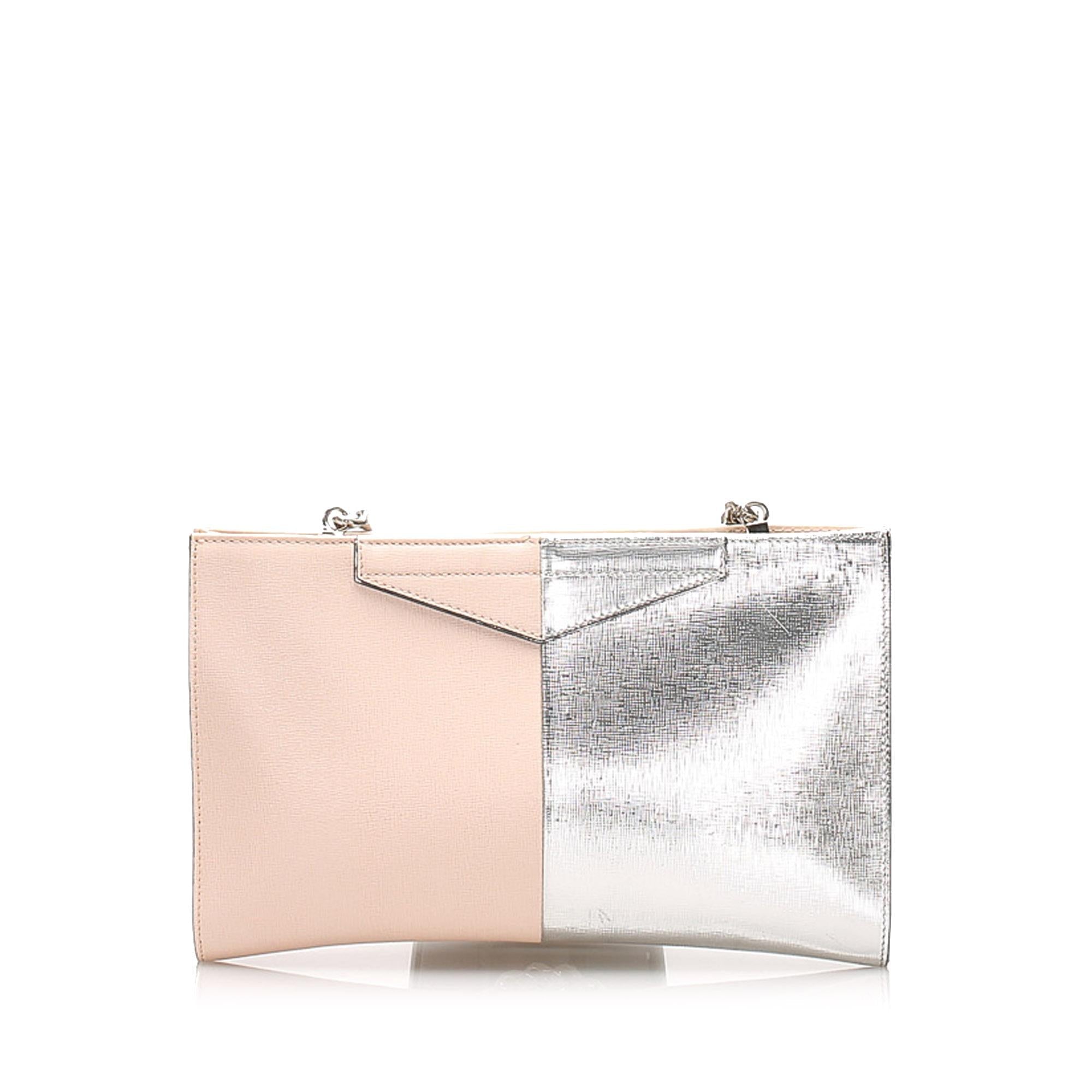 FNDI Leather Shoulder Bag (SHG-31710)