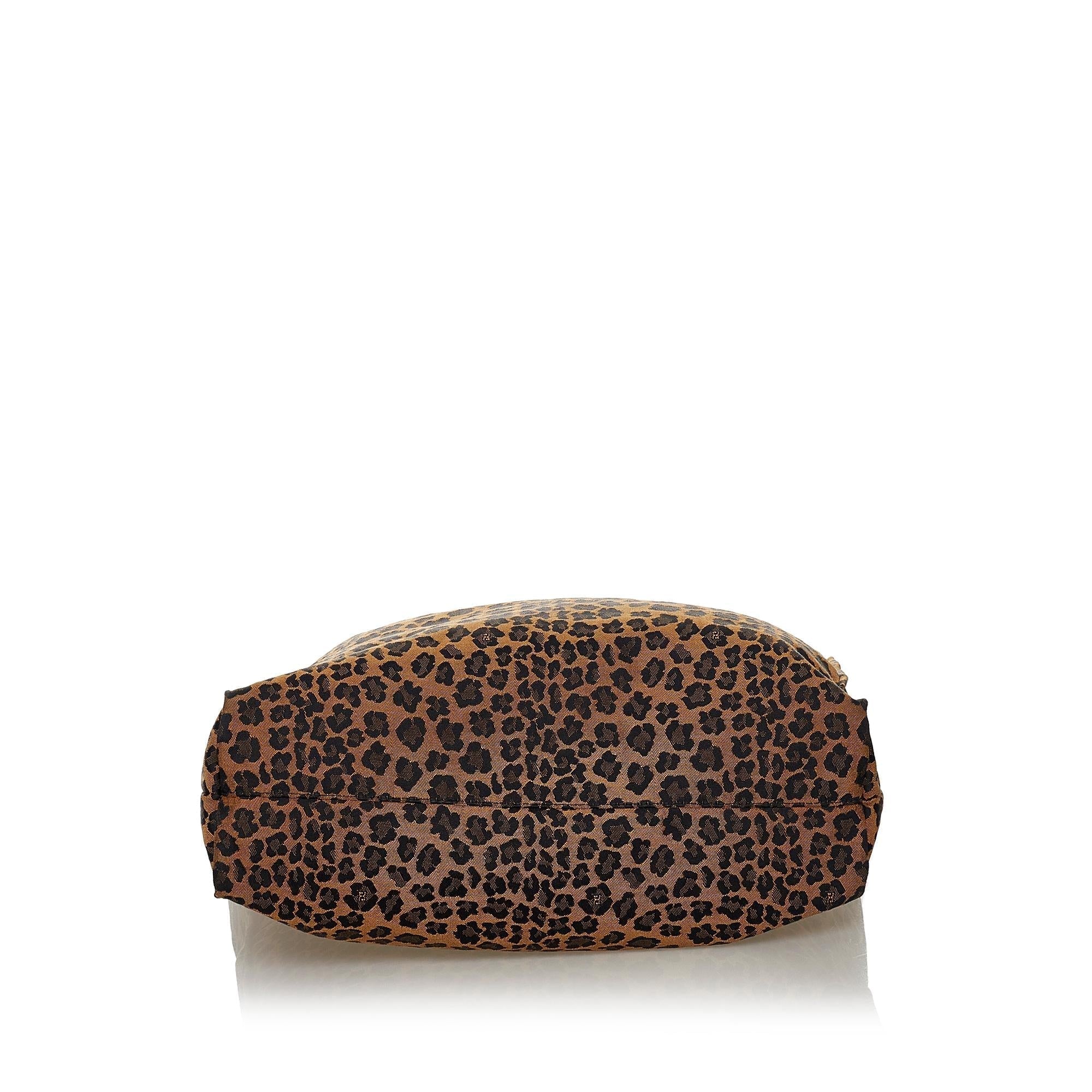 FNDI Leopard Print Nylon Tote Bag (SHG-33460)