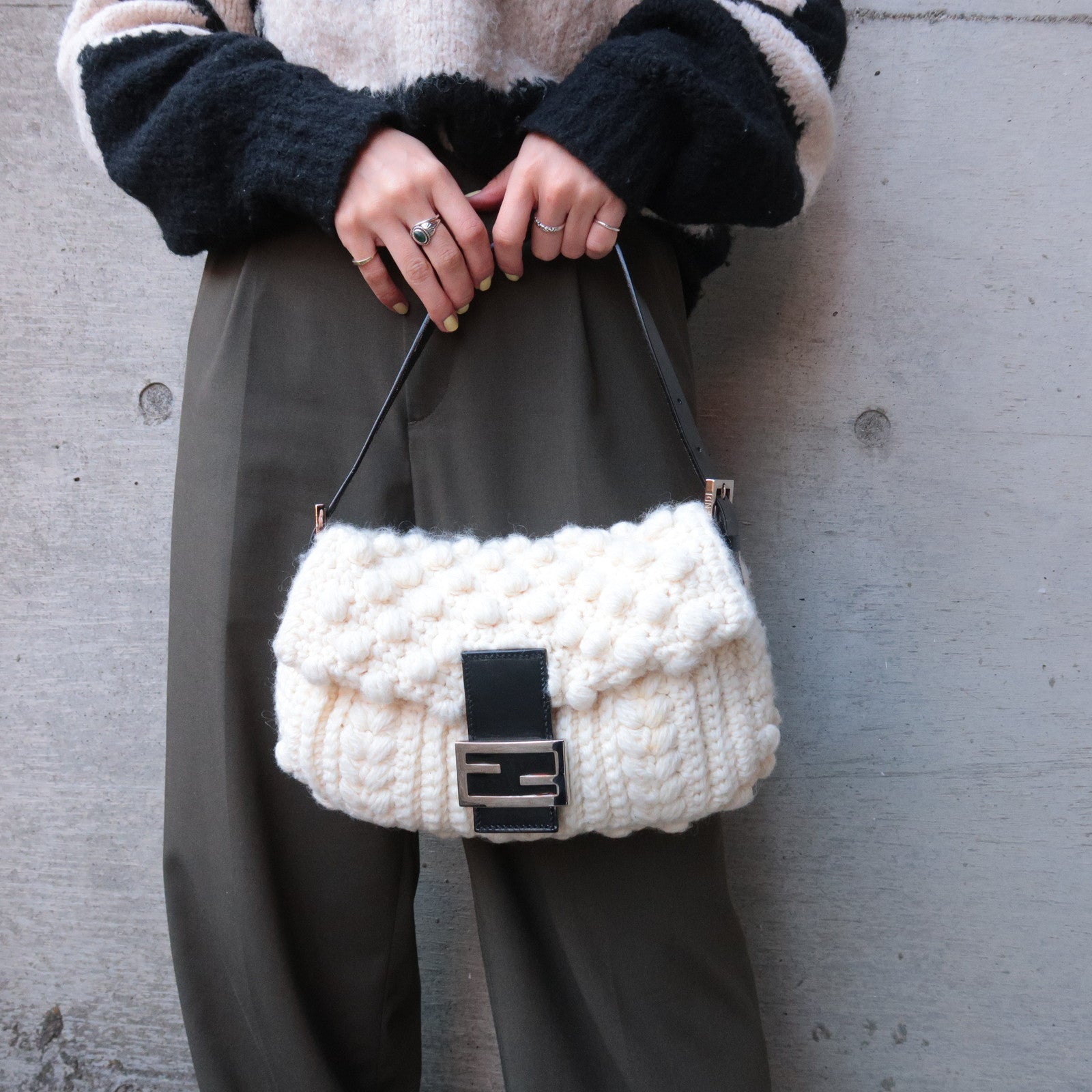 FNDI Mamma Baguette Knit Leather Shoulder Bag White Black 16059