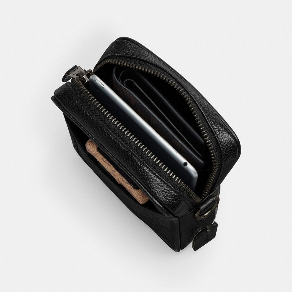 Sullivan Crossbody Bag In Signature Canvas (Gunmetal/Charcoal/Black)
