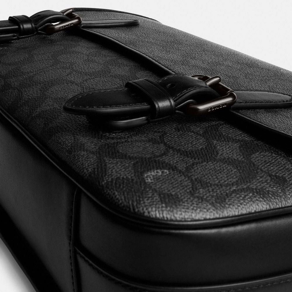 Hitch Messenger Bag In Signature Canvas (Charcoal)