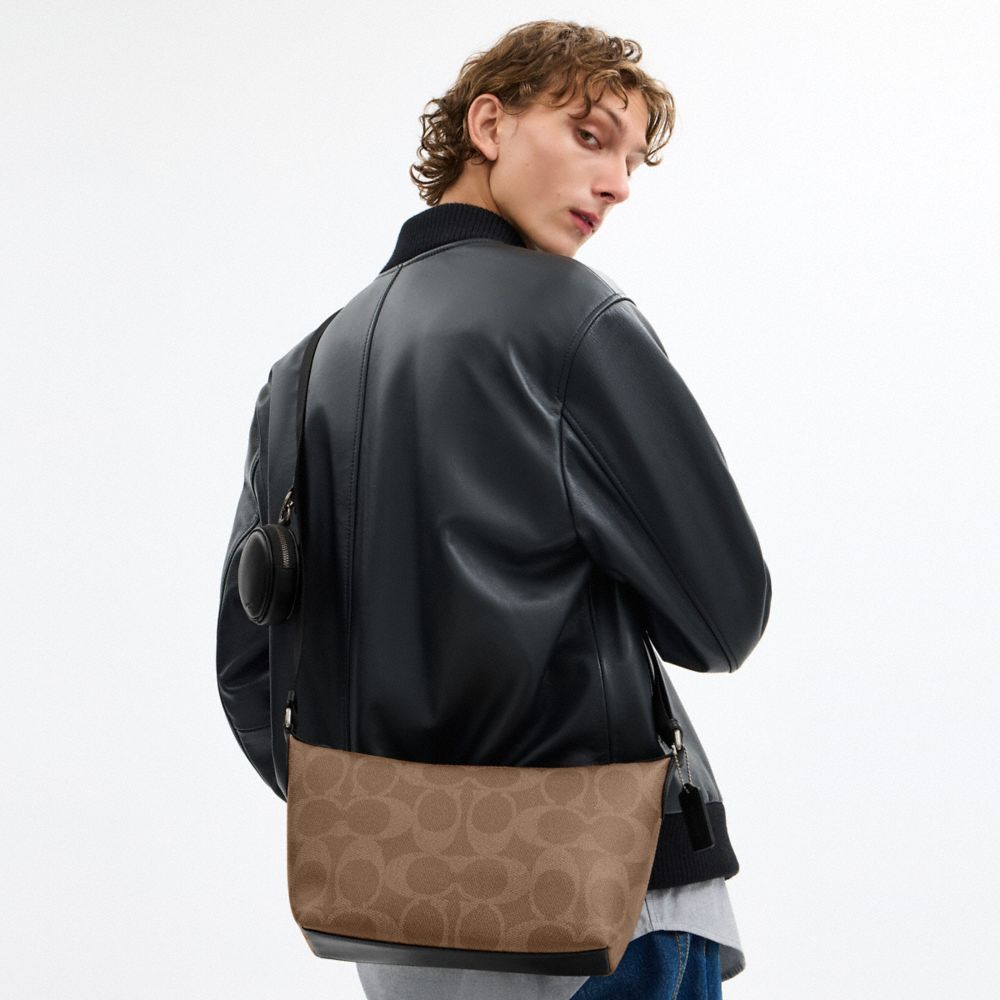 Small Finn Crossbody Bag With Pouch In Maxi Signature Canvas (Gunmetal/Tan/Black)