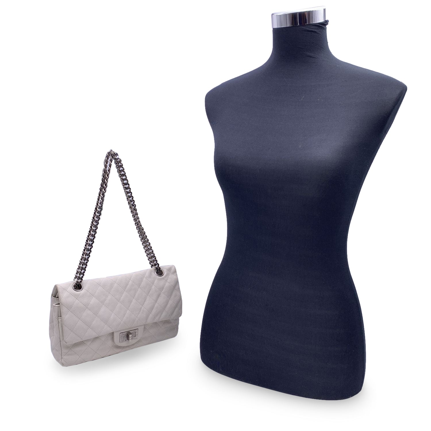 CHNL White Leather Reissue 2.55 Double Flap 225 Shoulder Bag 2000S