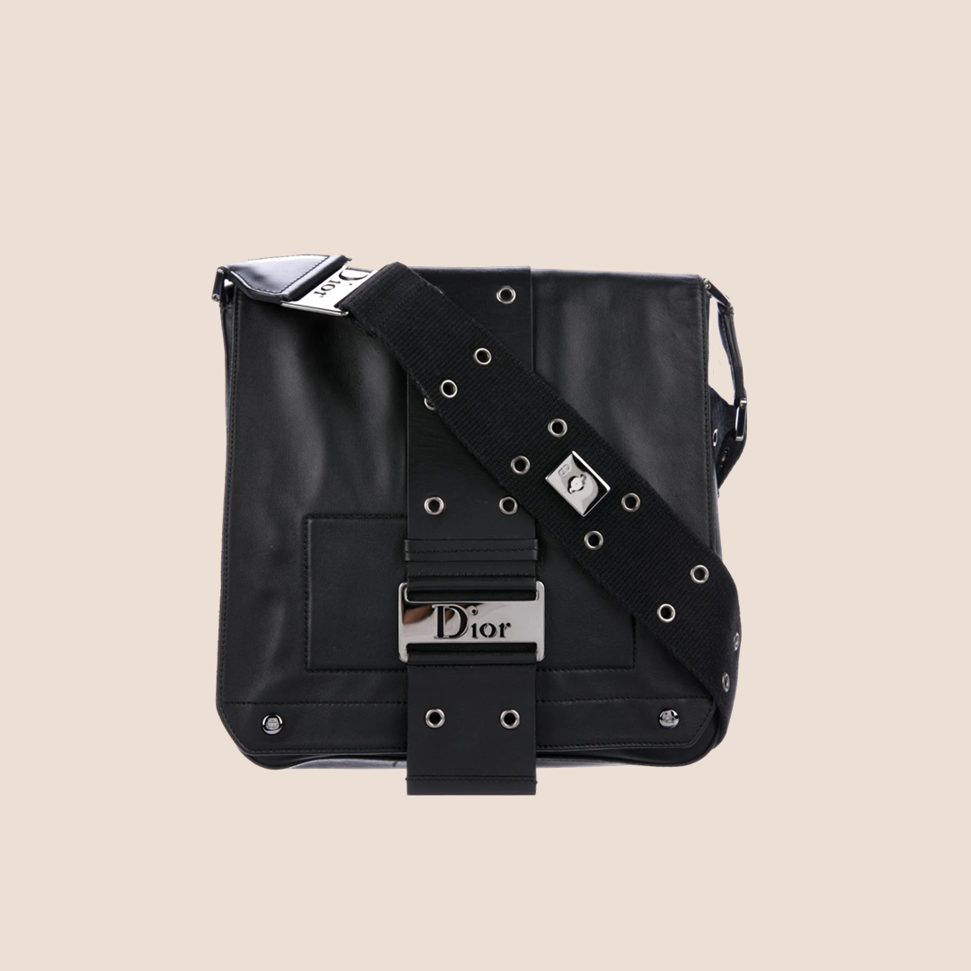 CHRISTIAN DOR BLACK LEATHER STREET CHIC COLUMBUS MESSENGER BAG