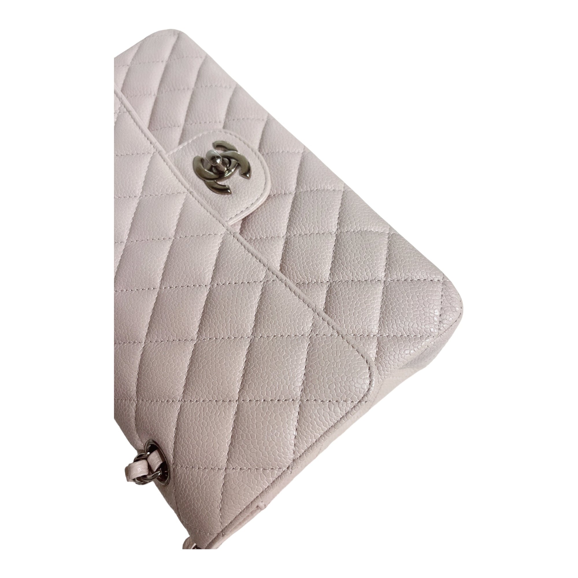 CHNL Classic M/L Medium Flap Quilted Light Pink Caviar Gold Hardware
