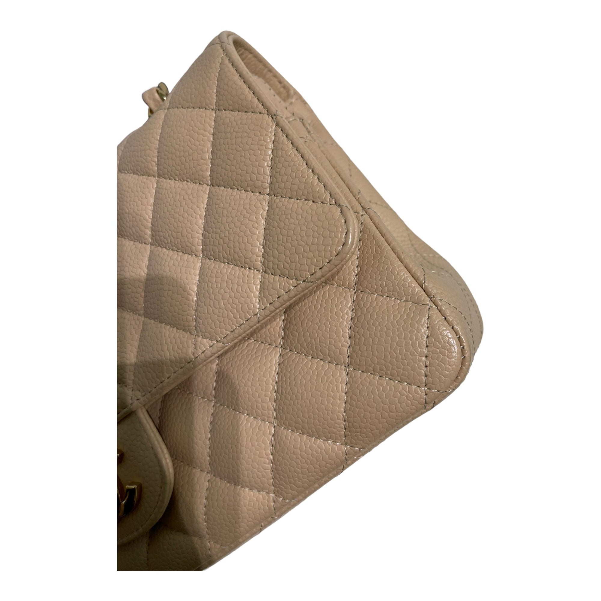 CHNL Classic M/L Medium Flap Quilted Beige Caviar Gold Hardware
